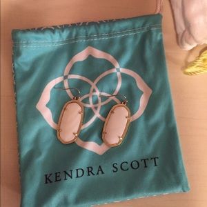 White Kendra earrings